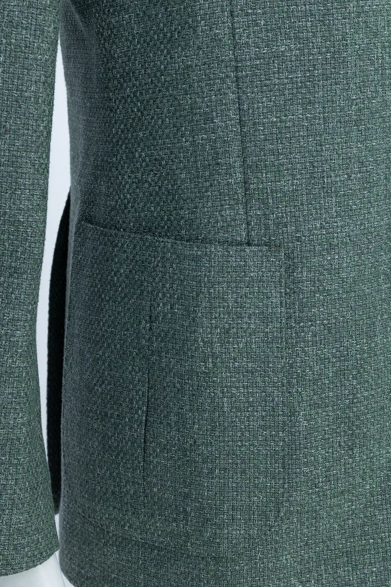 Pocket detail